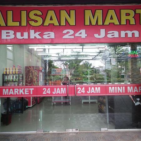 北干巴鲁 Wisma Bintang Lima酒店 外观 照片
